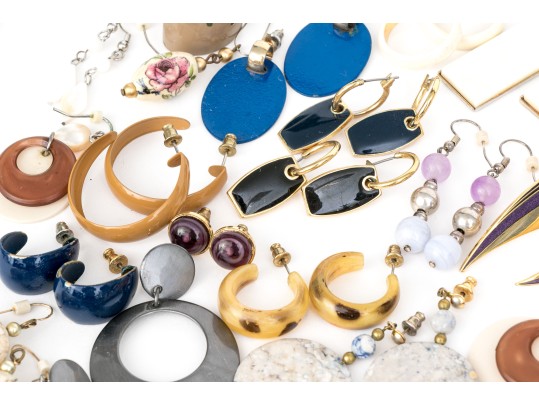 Large Collection Of Vintage Fashion Earrings, Assorted Styles 