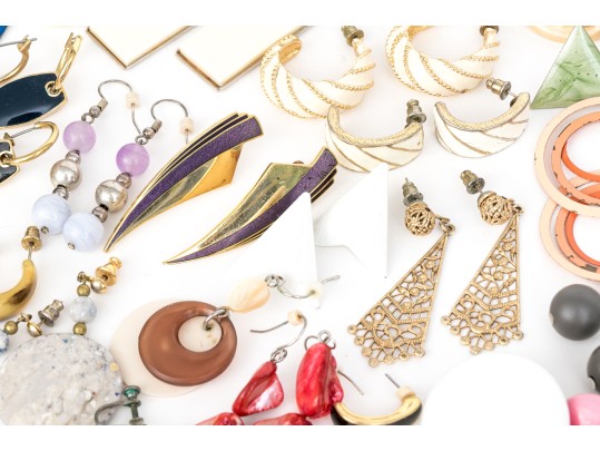 Large Collection Of Vintage Fashion Earrings, Assorted Styles 