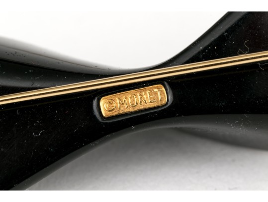 Collection Of Vintage Assorted Costume And Fashion Jewelry Pieces