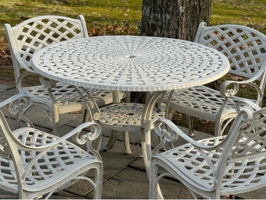 Cast Aluminum Outdoor Dining Set