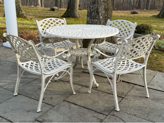 Cast Aluminum Outdoor Dining Set