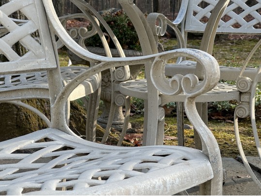 Cast Aluminum Outdoor Dining Set