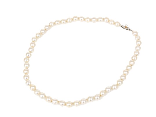 Classic 6.75mm To 7mm Cultured Pearl Strand With 14k Fish Hook Clasp
