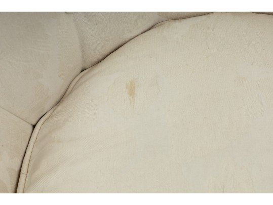 Classic Traditions Tufted Ivory White Club Chair