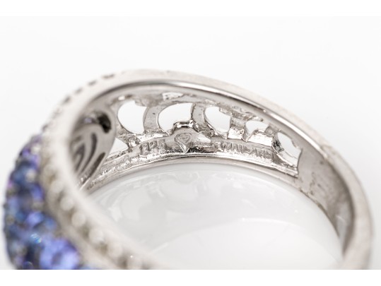 Sterling Silver Gorgeous Periwinkle Blue And White Cz Dome Ring, Size 7+