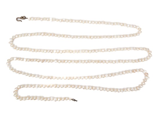 Fabulous Rope Length Cultured Freshwater Pearl 82