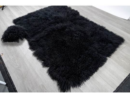 Black Flokati Rug & Pillow 