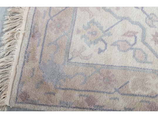 Hand-Knotted Ivory Oushak Style Rug (5'8