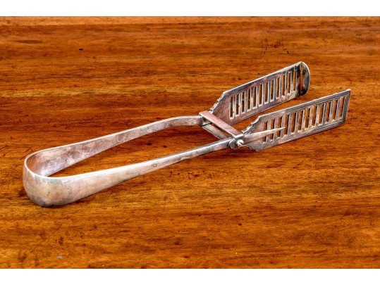 English Sterling Silver Asparagus Tongs, 4.36 Ozt.