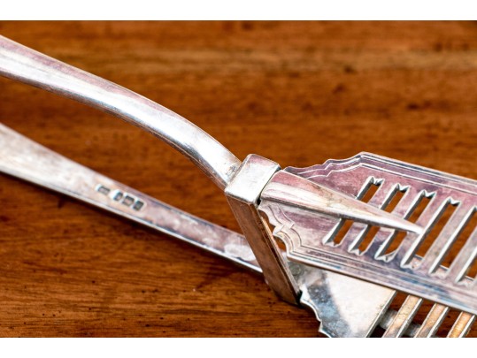 English Sterling Silver Asparagus Tongs, 4.36 Ozt.