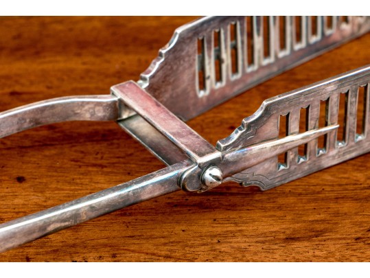English Sterling Silver Asparagus Tongs, 4.36 Ozt.
