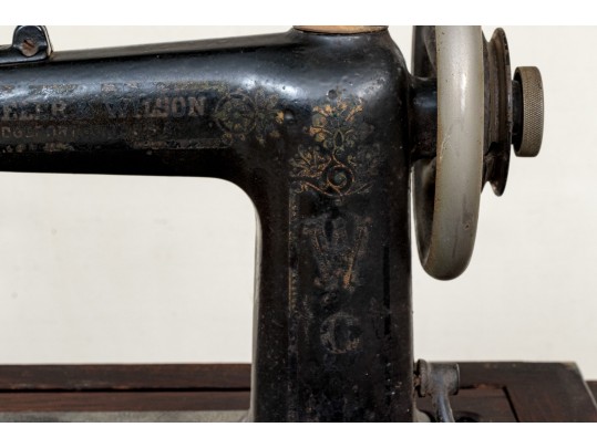 Antique Wheeler & Wilson Sewing Machine With Cabinet