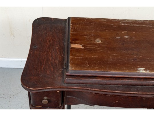 Antique Wheeler & Wilson Sewing Machine With Cabinet