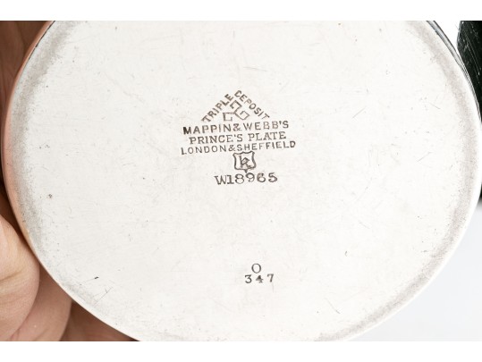 Fine Quality Vintage English Mappin & Webb Silverplate Ice Bucket