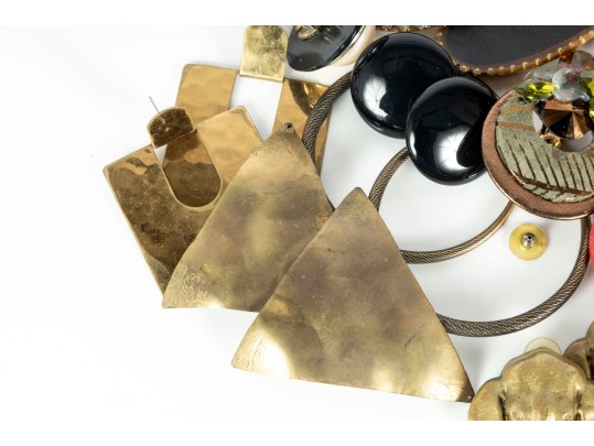 Costume Jewelry Earrings Lot