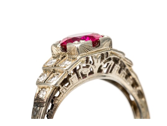 18k White Gold Antique Stepped Diamond Set Ring, Size 5.75+