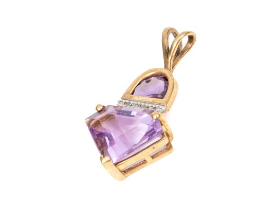14k Yellow Gold Unusual Light Purple Amethyst Fantasy Cut Pendant