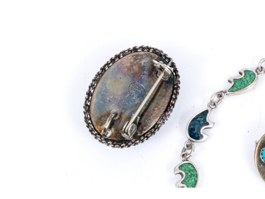 Lot Of Fun Southwestern Bear Motif Sterling Silver Brooch And Bracelet