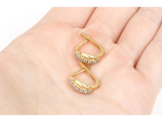 14k Yellow Gold Pretty Diamond Set 1/2 Hoop Earrings, App. 0.14 TCW