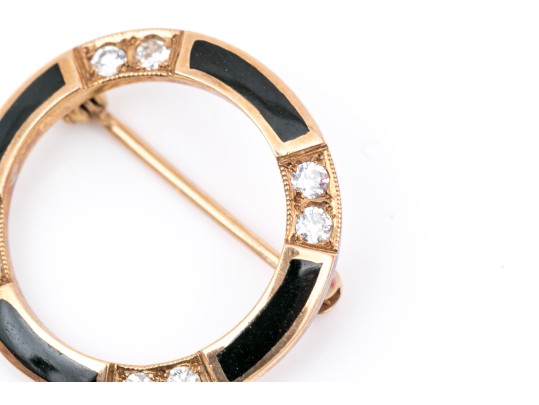 14k Yellow Gold Handsome Vintage Black Enamel And Diamonds Circle Pin