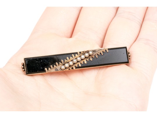 14k Yellow Gold Handsome Antique Black Enamel And Seed Pearl Bar Pin