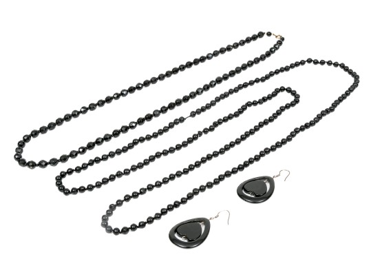 Lot Of Assorted Onyx And Jet Motif Jewelry Pieces, Including Earrings