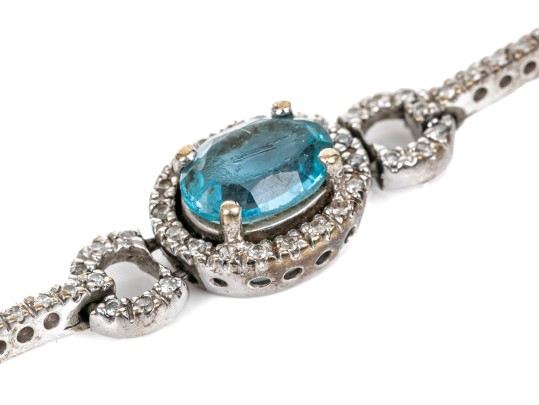 14k White Gold White Sapphire And Blue Glass Halo Link Bracelet