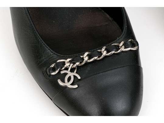 Chanel Handsome Black Leather Chain Motif Pumps, Size 37 1/2
