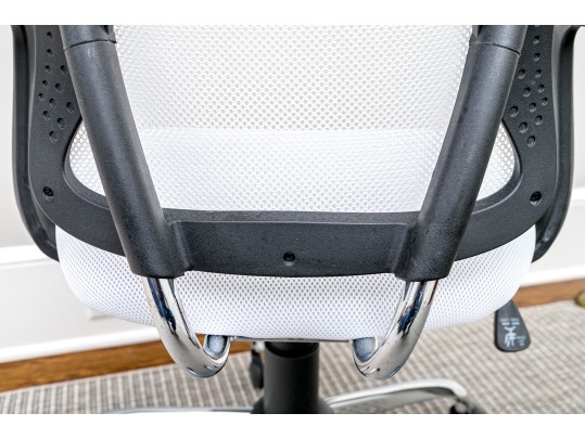 Modern White Desk Chair