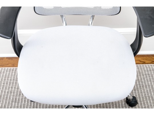 Modern White Desk Chair