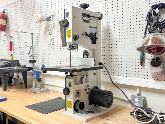 Rikon Model 10-3061 Deluxe Bandsaw