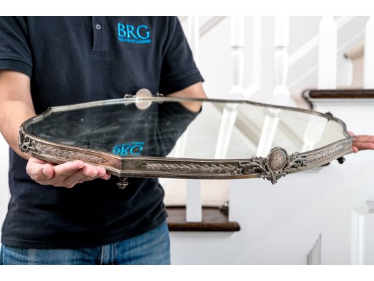 Elegant Silvered Mirror Plateau