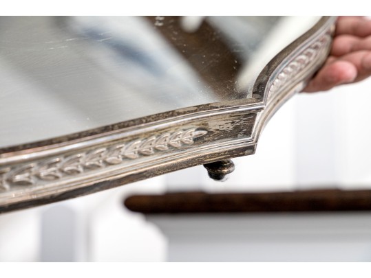 Elegant Silvered Mirror Plateau