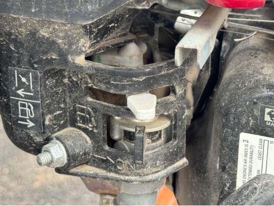 Mikasa Multiquip MVC88 Plate Compactor