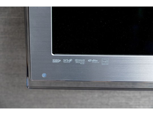 Samsung Flatscreen Television