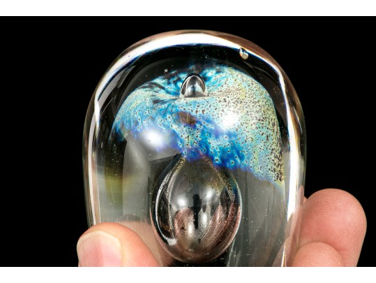 Denise Bélanger Taylor (Canadian-New Zealander, B. 1952) Art Glass Paperweight