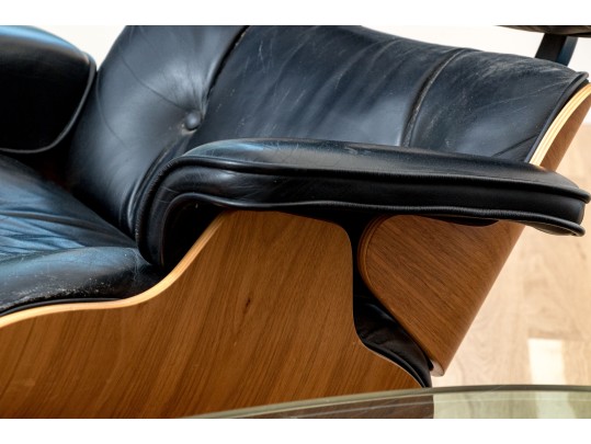 Herman Miller Iconic Eames Rosewood Veneered Lounge Chair And Ottoman