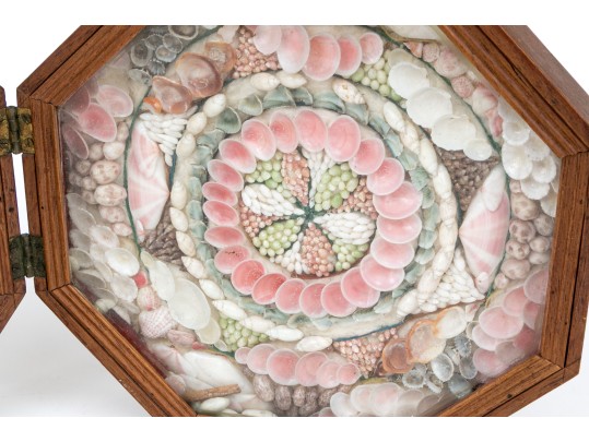 Antique Sailor's Valentine