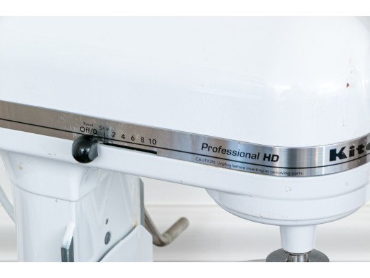 KitchenAid Stand Mixer With Accessories