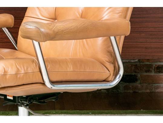 Leather Upholstered Executive Office Chair
