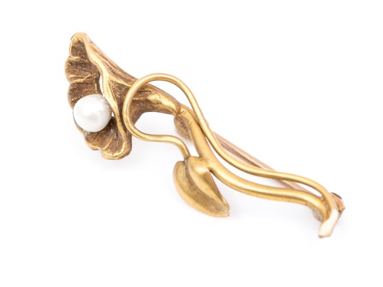 Antique Pretty Yellow Gold Filled And Cultured Pearl Foliate Motif Brooch