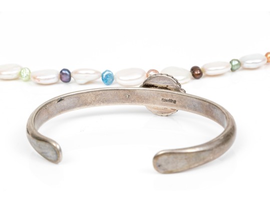 Attractive Assorted Lot Fun Blue Coral Beads, Blue Motif Cuff Bracelet 