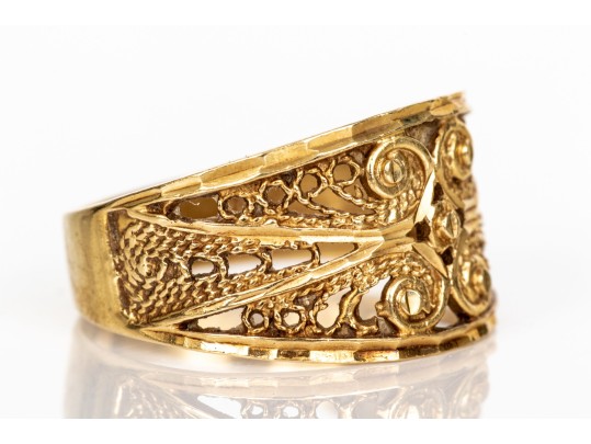14k Yellow Gold Vintage Wide Filigree Motif Ring, Size 11.5
