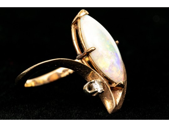 14k Yellow Gold Vintage Contemporary Marquise Opal And Diamond Ring, Size 5.25