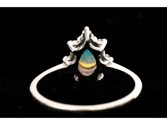 14k White Gold Vintage Pear Opal And Diamond Halo Ring, Size 6.5