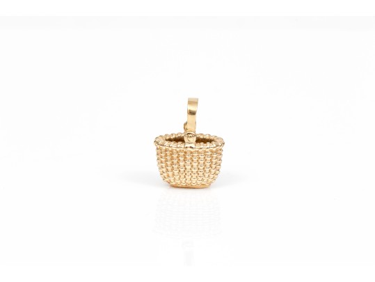 14k Yellow Gold Fabulous Nantucket Basket With Hinged Top Pendant