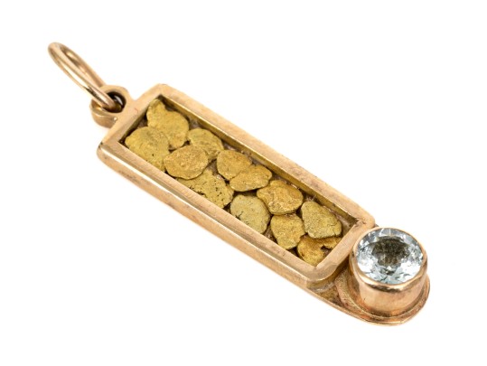 14k Yellow Gold Handsome Pebbled Bar And Prasiolite Set Pendant, App. 0.14 CTS