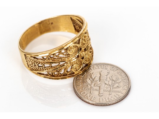 14k Yellow Gold Vintage Wide Filigree Motif Ring, Size 11.5