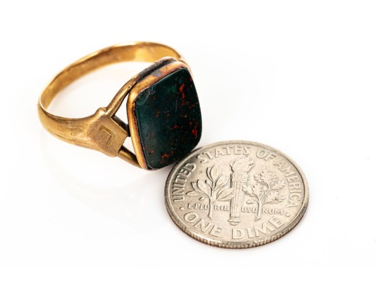 14k Yellow Gold Vintage Square Cushion Bloodstone Ring, Size 7.75
