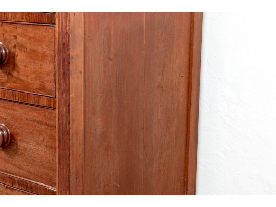 Late Federal New York Chest Of Drawers, Ca. 1815-25